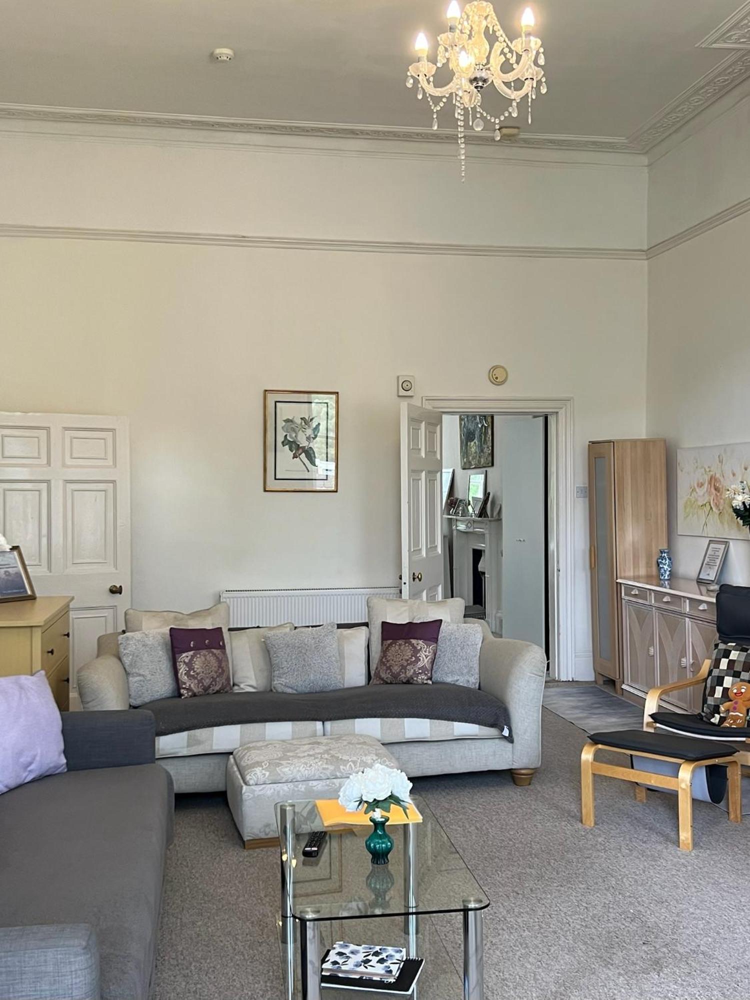 Grosvenor Apartments In Bath - Great For Families, Groups, Couples, 80 Sq M, Parking Exterior foto